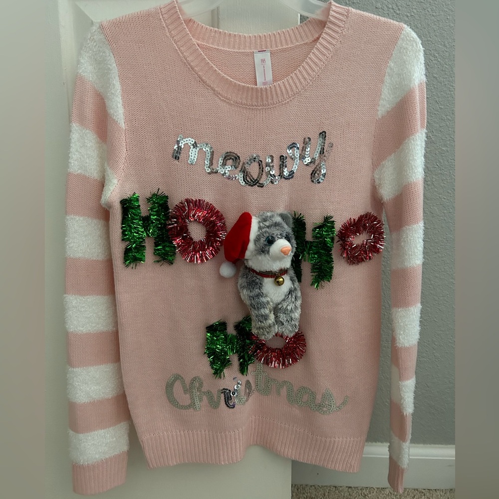 No Boundaries Juniors Cat Meowy Christmas Sweater size S